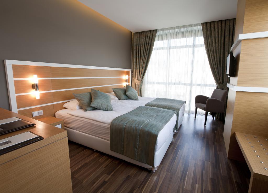 Fourway Hotel&Spa Dortyol Eksteriør bilde